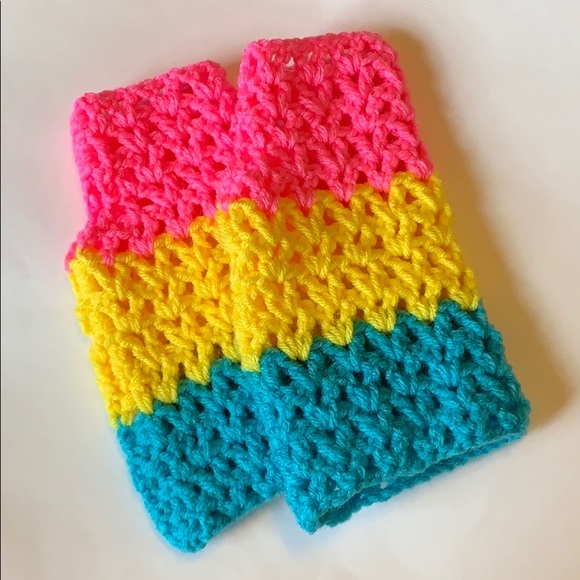 Hand Crafted Accessories - SALE💖Pansexual pride handwarmers handmade